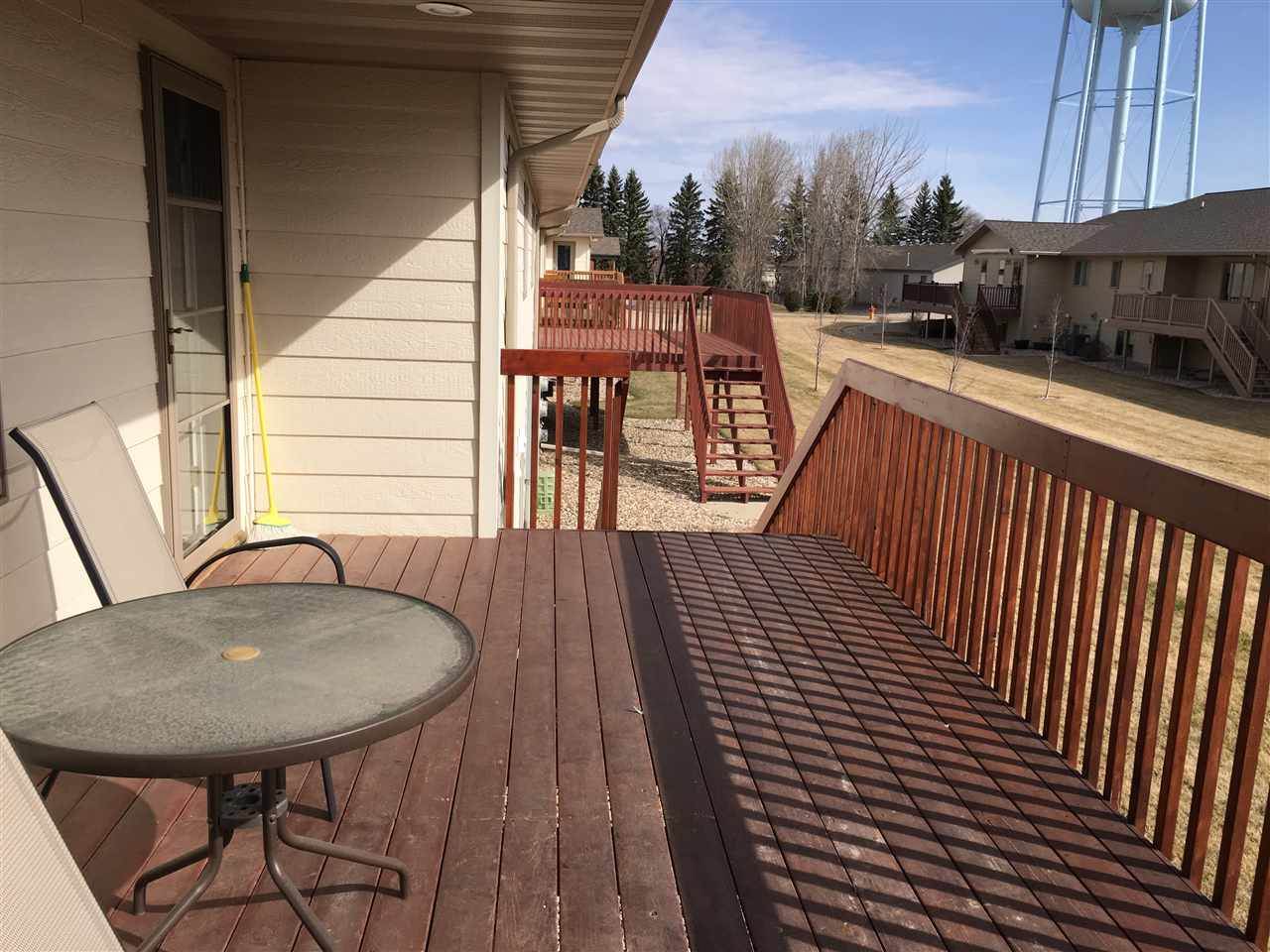 615 SW 34th AV SW Unit D, Minot, ND 58701