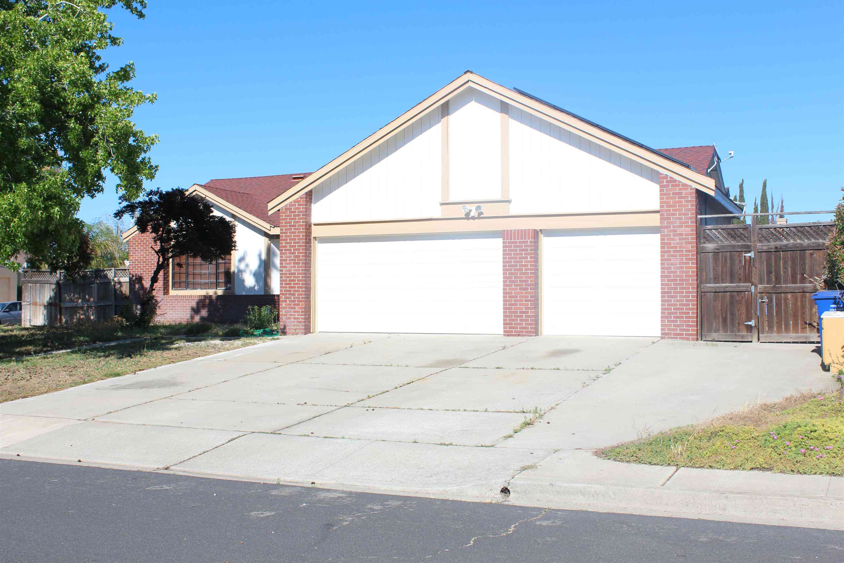 459 Hazelnut Drive, Oakley, CA 94561