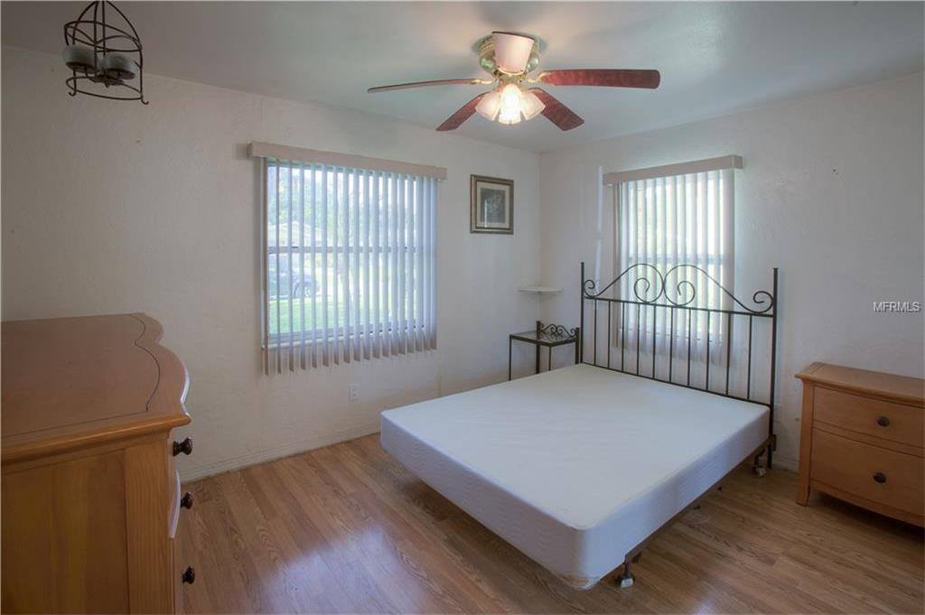 1011 48TH Avenue North, Saint Petersburg, FL 33703