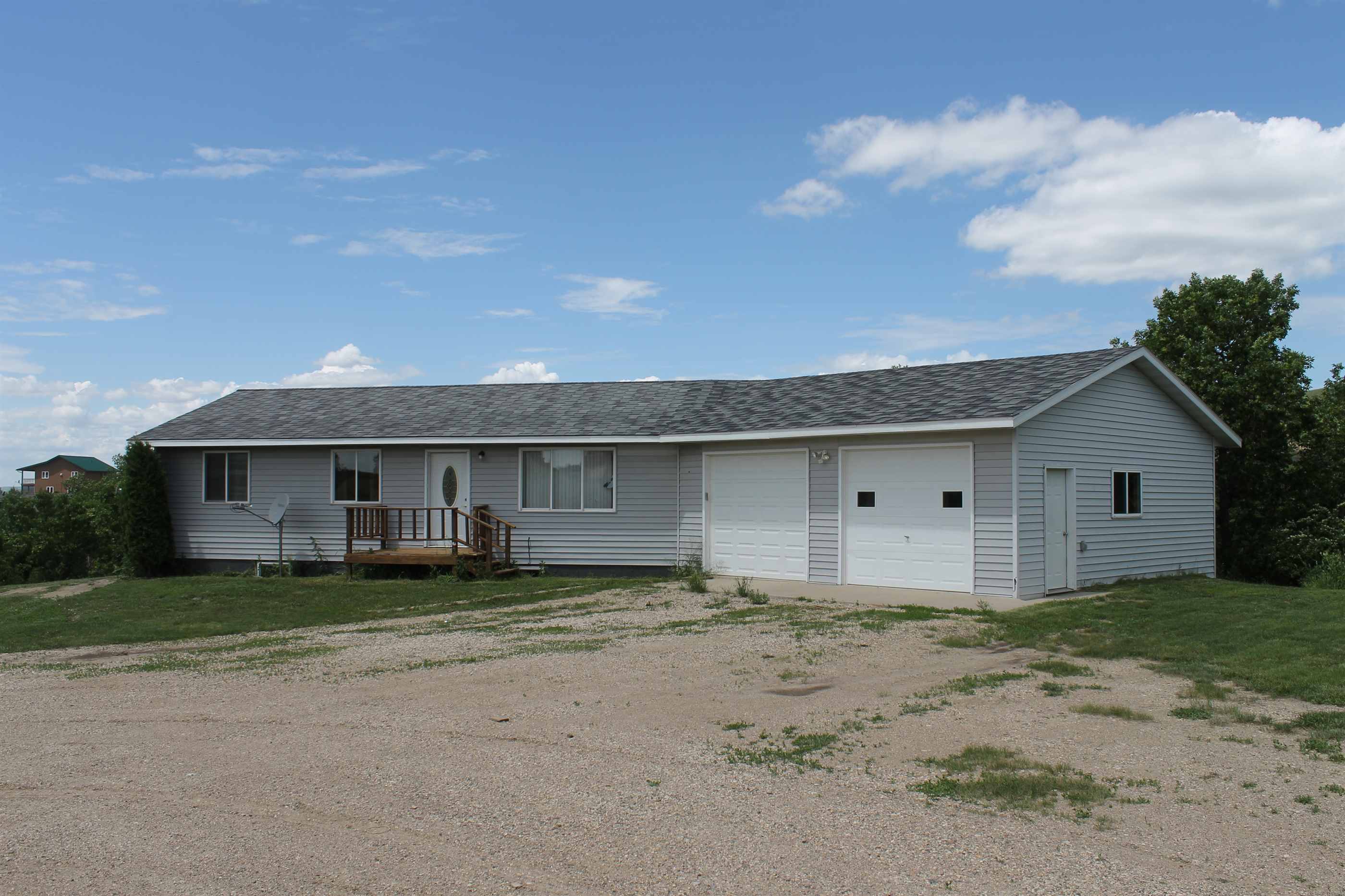 9090 NW 41st St, New Town, ND 58763