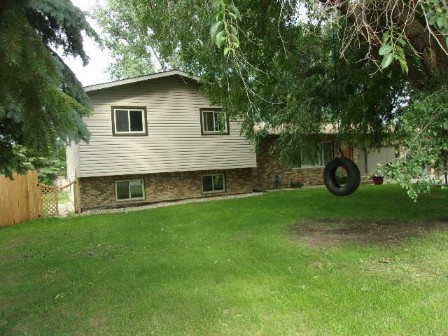 311 N Davis St, Burlington, ND 58722