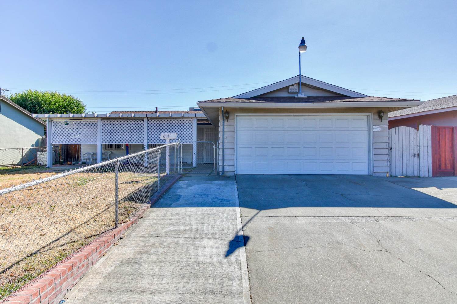 6813 Southwood Way, Sacramento, CA 95828