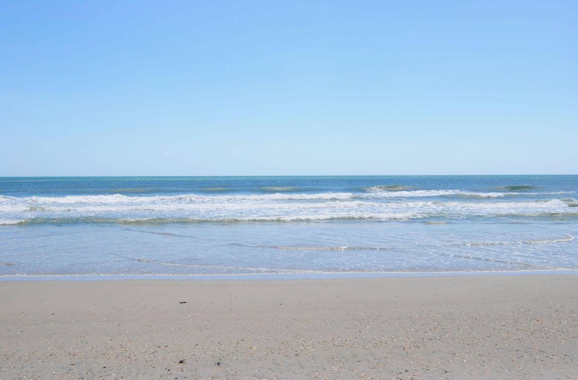 2015 South Shore Drive, Surf City, NC 28445