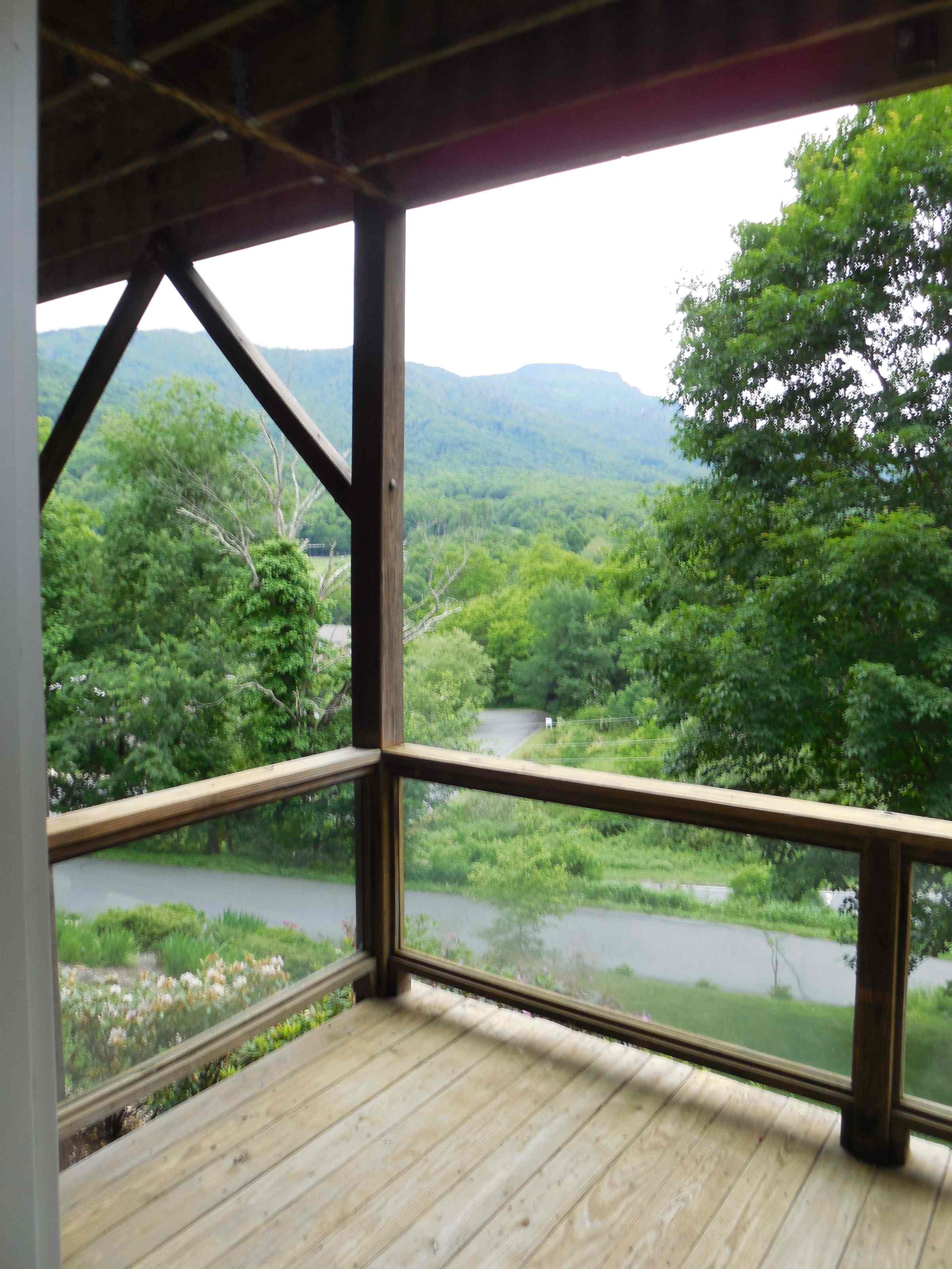201 Rosebay Way, Banner Elk, NC 28604