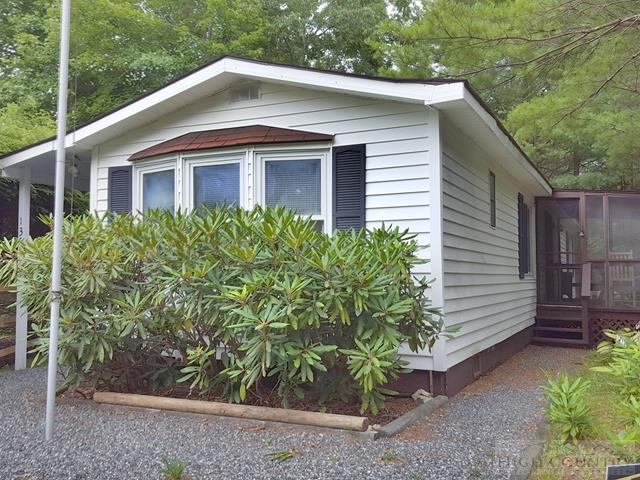 135 Mountain Ivy Ln, Boone, NC 28607