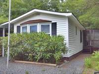 135 Mountain Ivy Ln, Boone, NC 28607