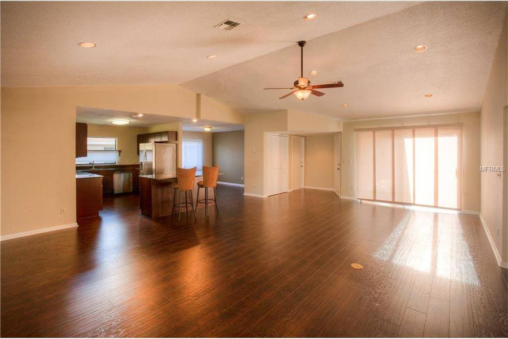 10424 118TH Street, Seminole, FL 33778