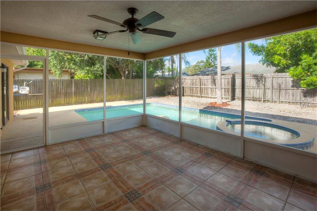 10424 118TH Street, Seminole, FL 33778