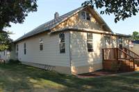 314 NW 1st St, Parshall, ND 58770