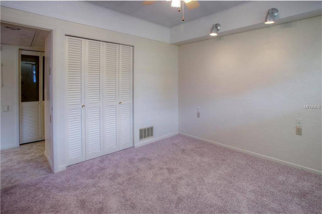 5001 48TH Terrace North, Saint Petersburg, FL 33709