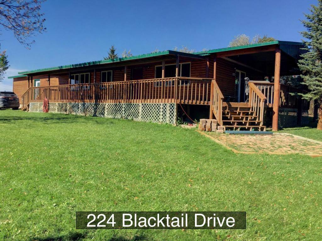 224 Blacktail Drive, Williston, ND 58801