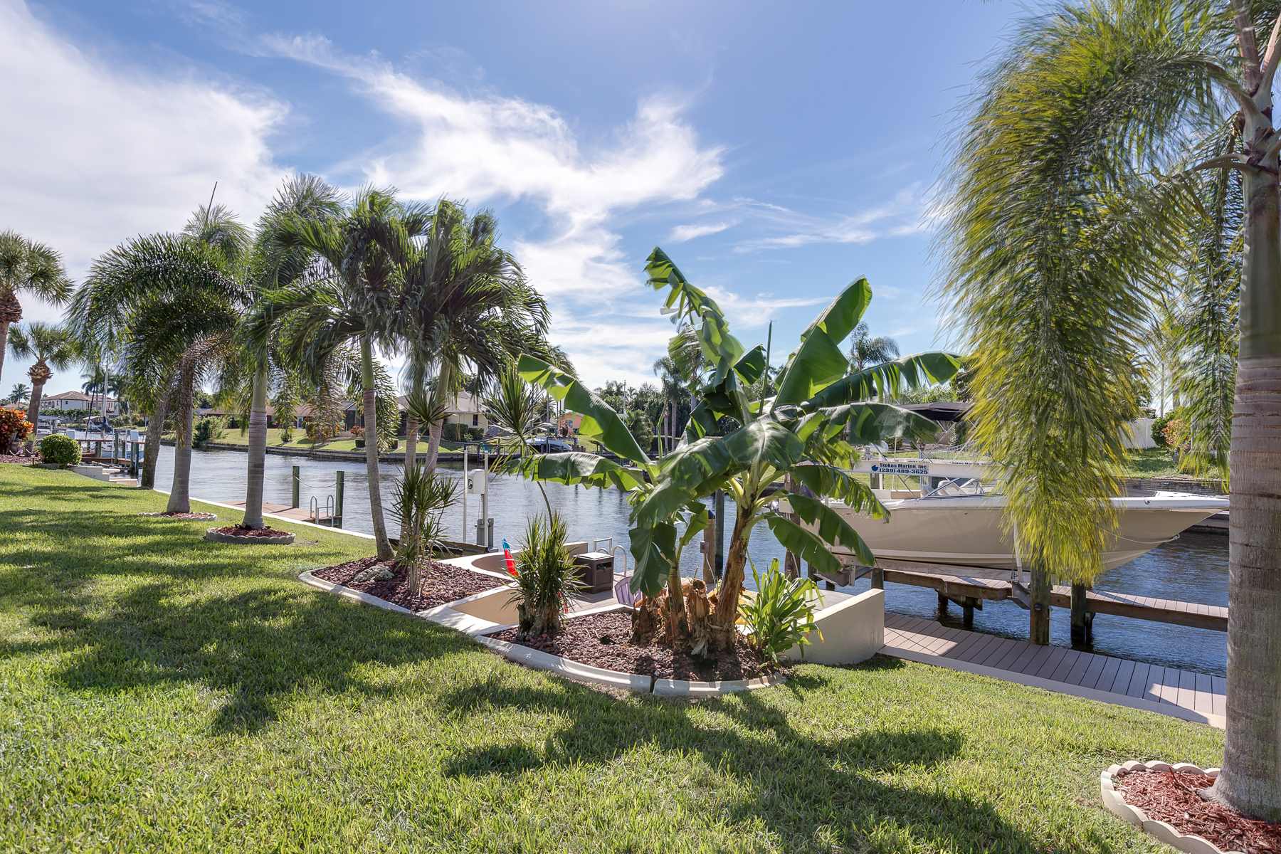 1812 SE 28th St, Cape Coral, FL 33904