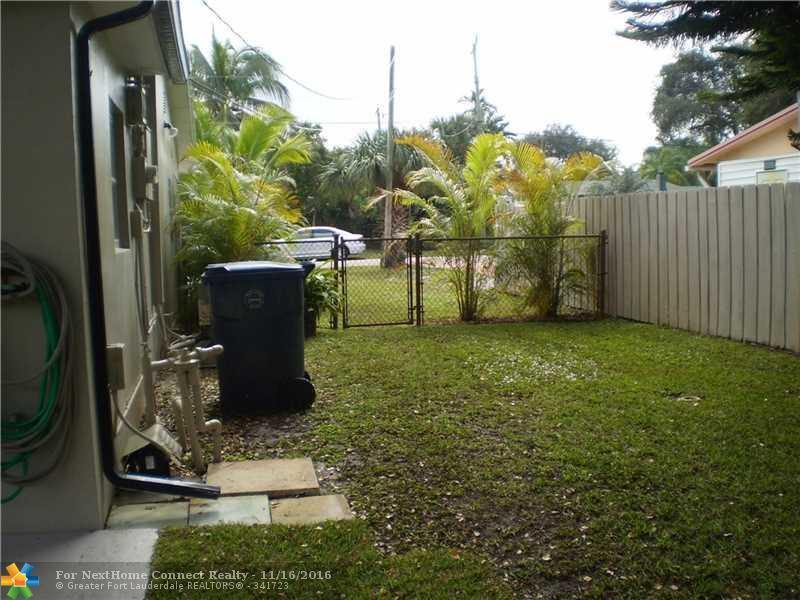 557 NE 28th St, Wilton Manors, FL 33334