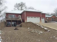 2704 Francis Sites Drive, Spirit Lake, IA 51360