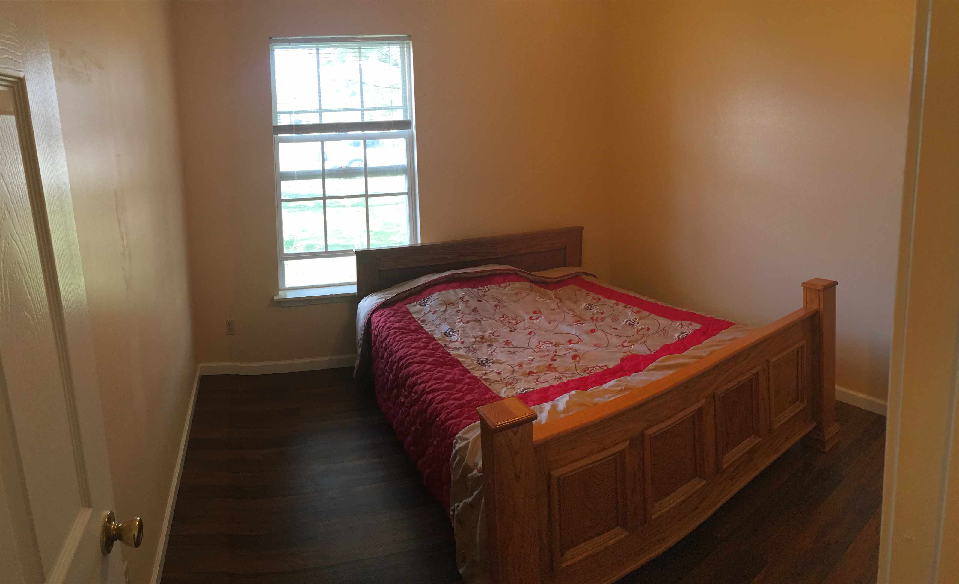 203 Thompson Heights Ct, Bowling Green, KY 42101