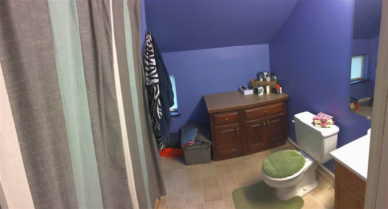 203 Thompson Heights Ct, Bowling Green, KY 42101