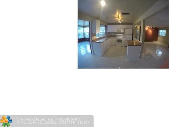 5821 South Farragut Dr, Hollywood, FL 33021