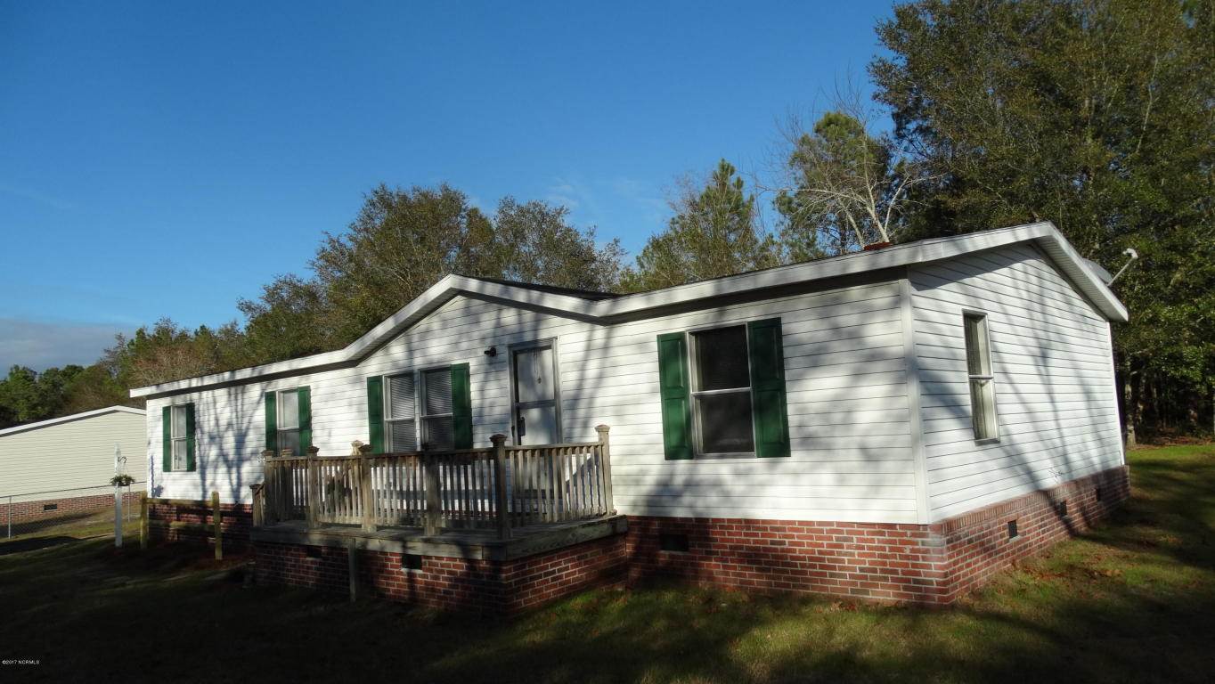 2862 Coxs Landing Road SE, Bolivia, NC 28422