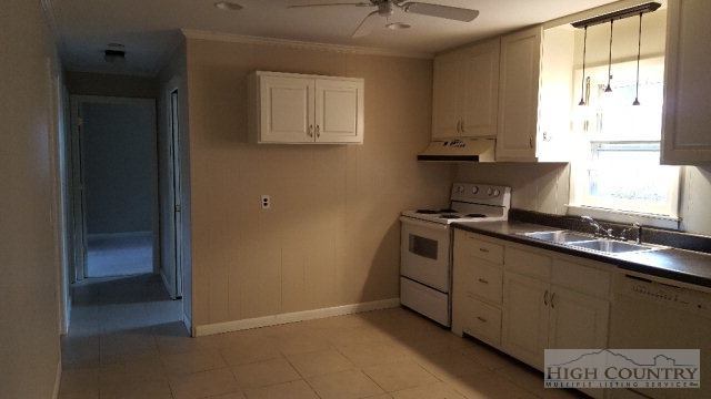 257 Ragan Rd, Todd, NC 28684