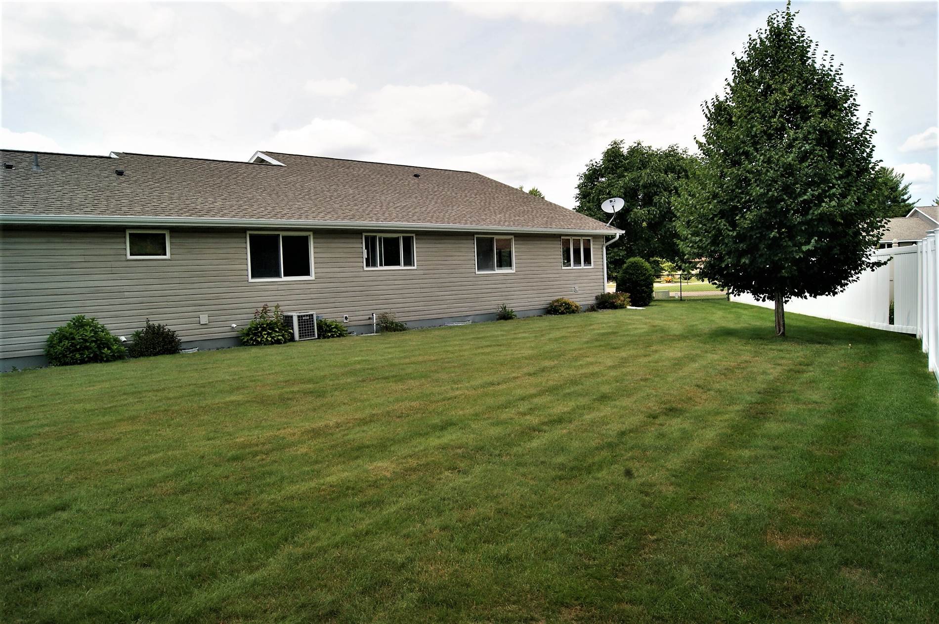 2111 James Court, Wisconsin Rapids, WI 54494