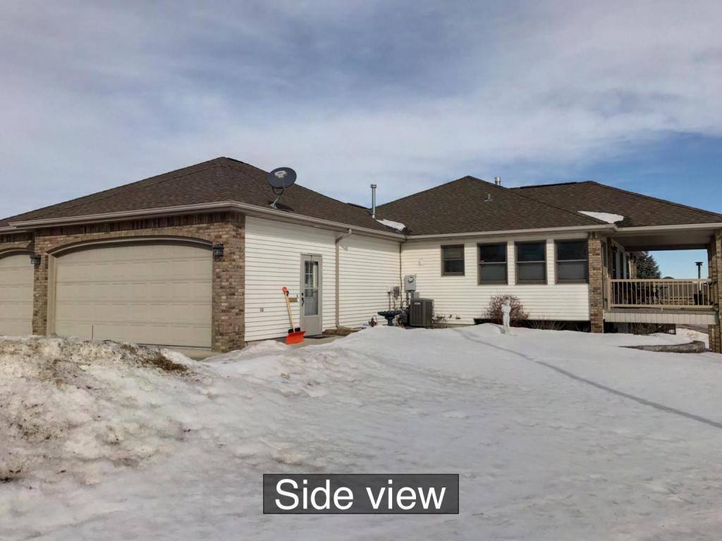 2204 9TH Ave East, Williston, ND 58801