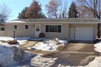 309 NW 25th Street NW, Minot, ND 58701