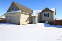 3020 NW 10th St, Minot, ND 58703