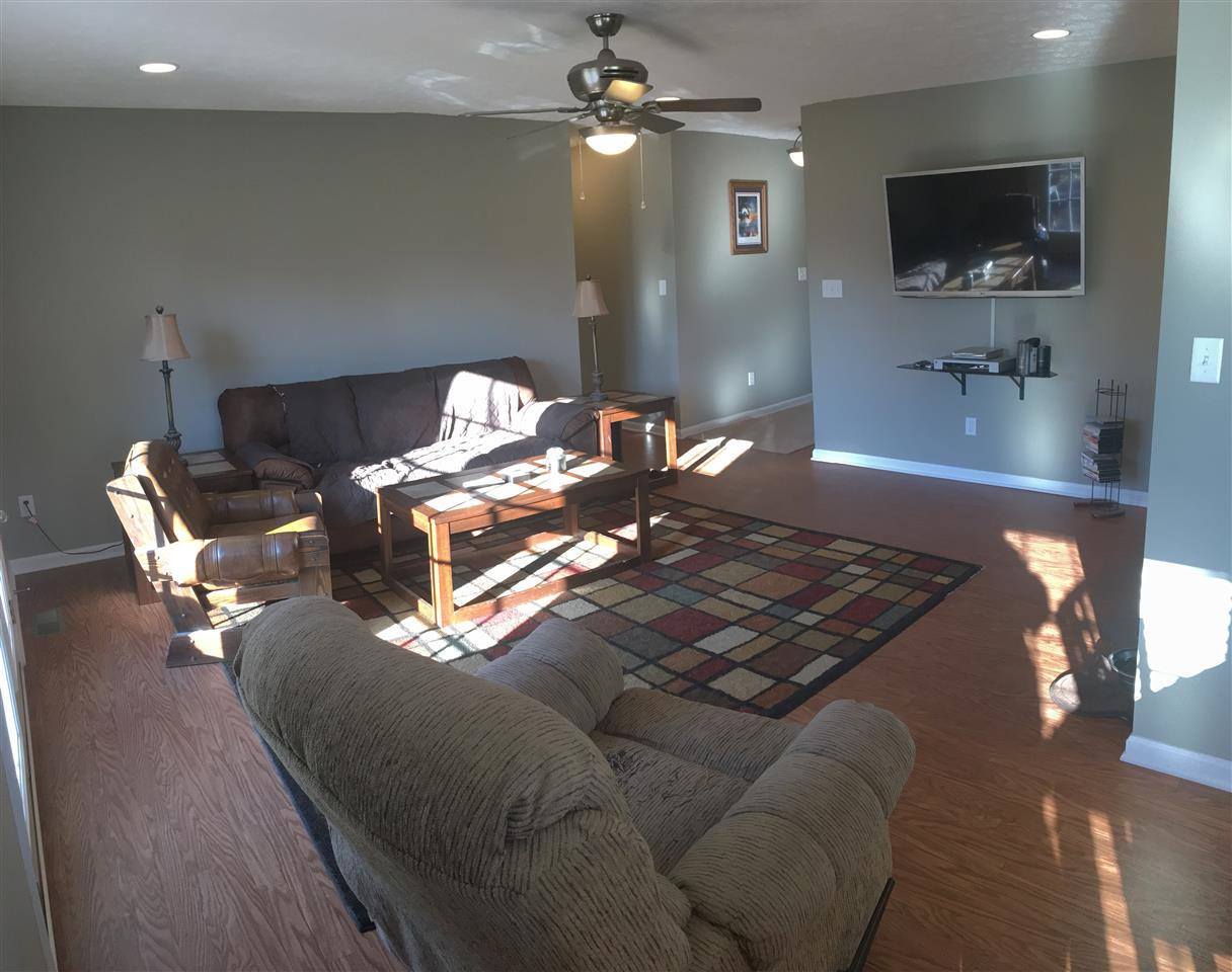 360 White Dogwood Circle, Bowling Green, KY 42101