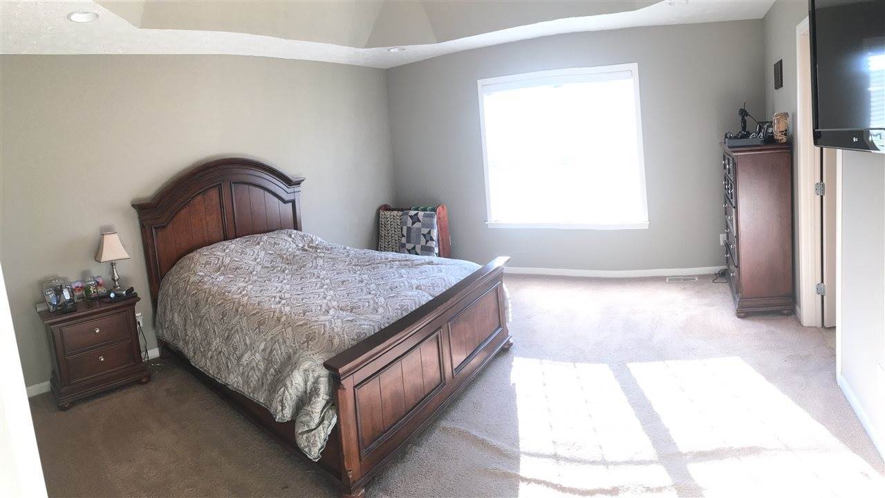 360 White Dogwood Circle, Bowling Green, KY 42101