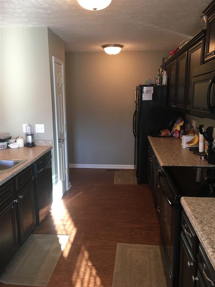 360 White Dogwood Circle, Bowling Green, KY 42101