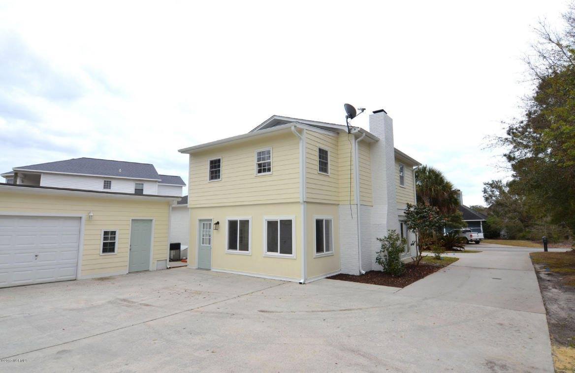 402 Peninsula Drive, Carolina Beach, NC 28428