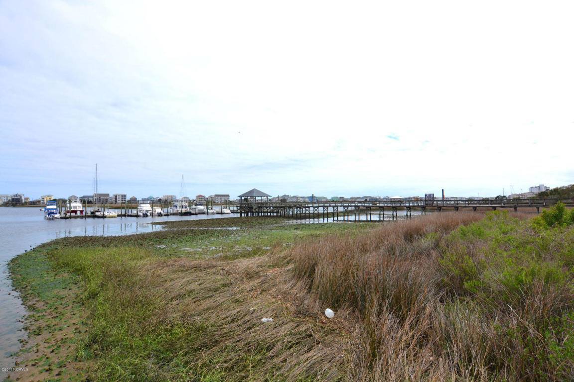 402 Peninsula Drive, Carolina Beach, NC 28428