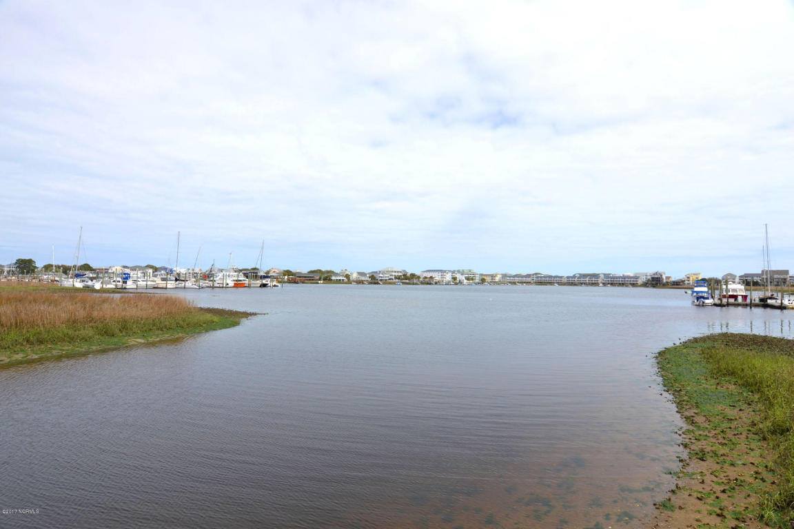 402 Peninsula Drive, Carolina Beach, NC 28428