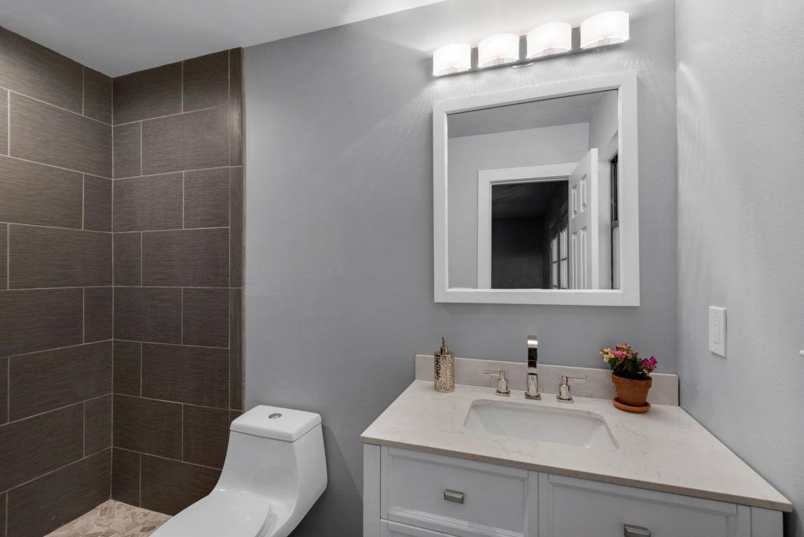 110 Oak Shores Drive, Niceville, FL 32578