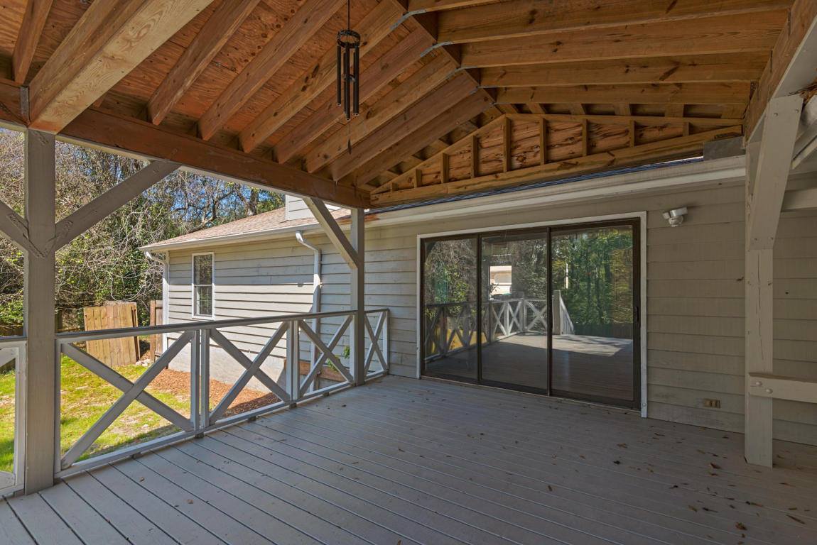 110 Oak Shores Drive, Niceville, FL 32578