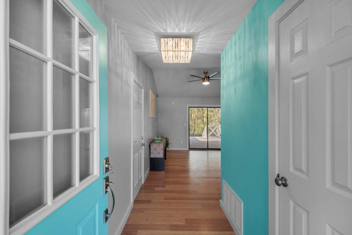 110 Oak Shores Drive, Niceville, FL 32578