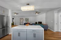 110 Oak Shores Drive, Niceville, FL 32578