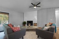 110 Oak Shores Drive, Niceville, FL 32578