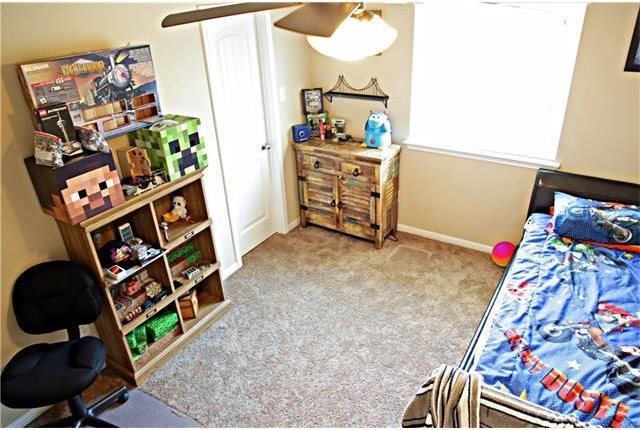 1008 Matheson Dr, Leander, TX 78641