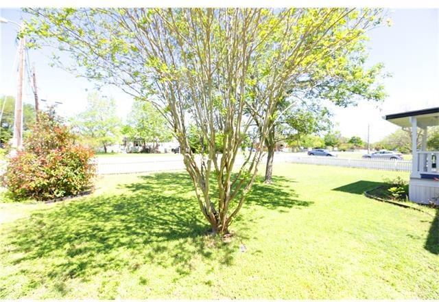 236 Quail Ridge Dr, Kyle, TX 78640