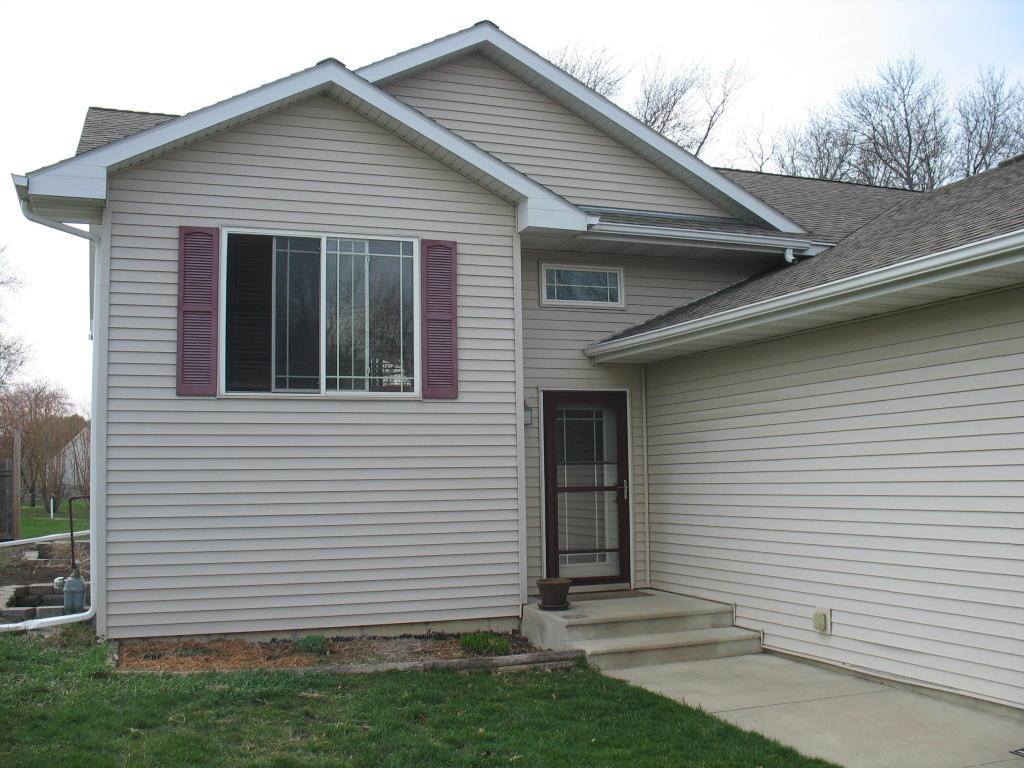 2406 Denver Avenue, Spirit Lake, IA 51360