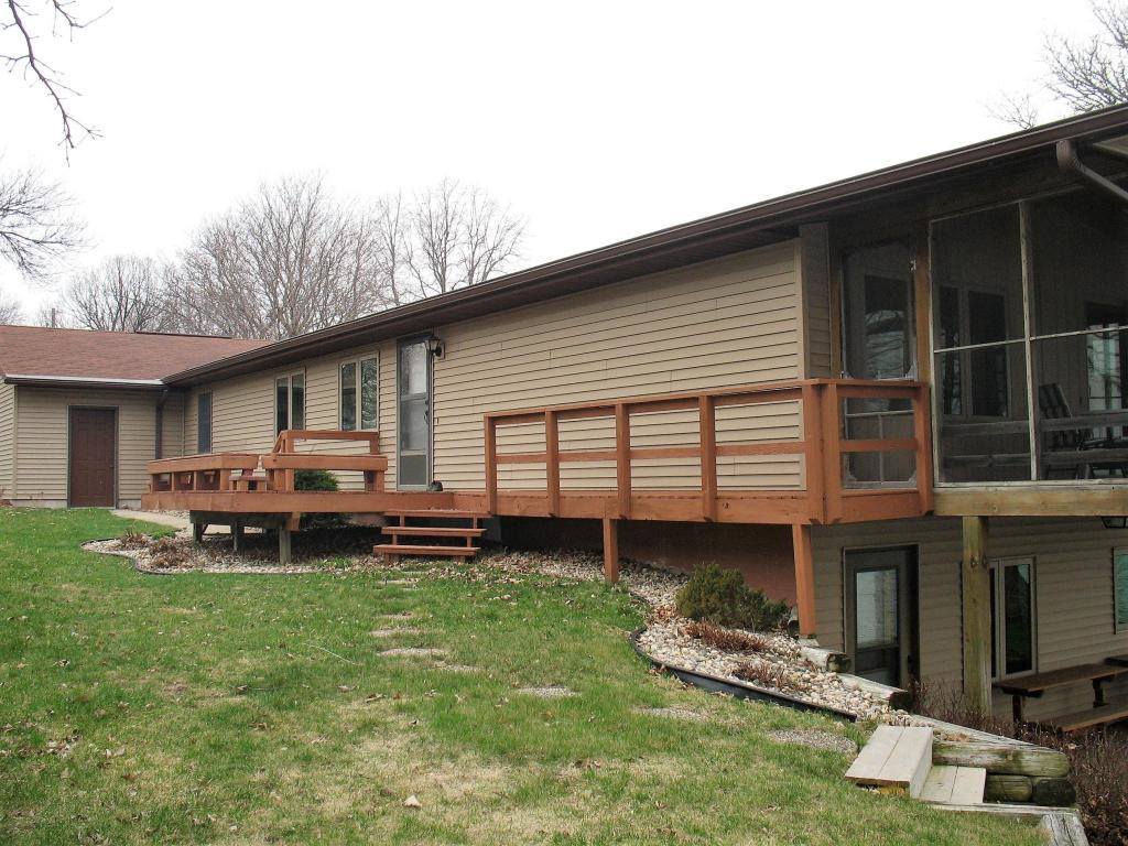 13594 240th Avenue, Spirit Lake, IA 51360