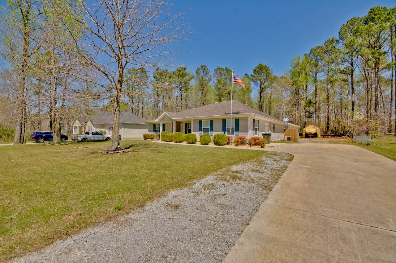 269 Shady Grove Road, Toney, AL 35773