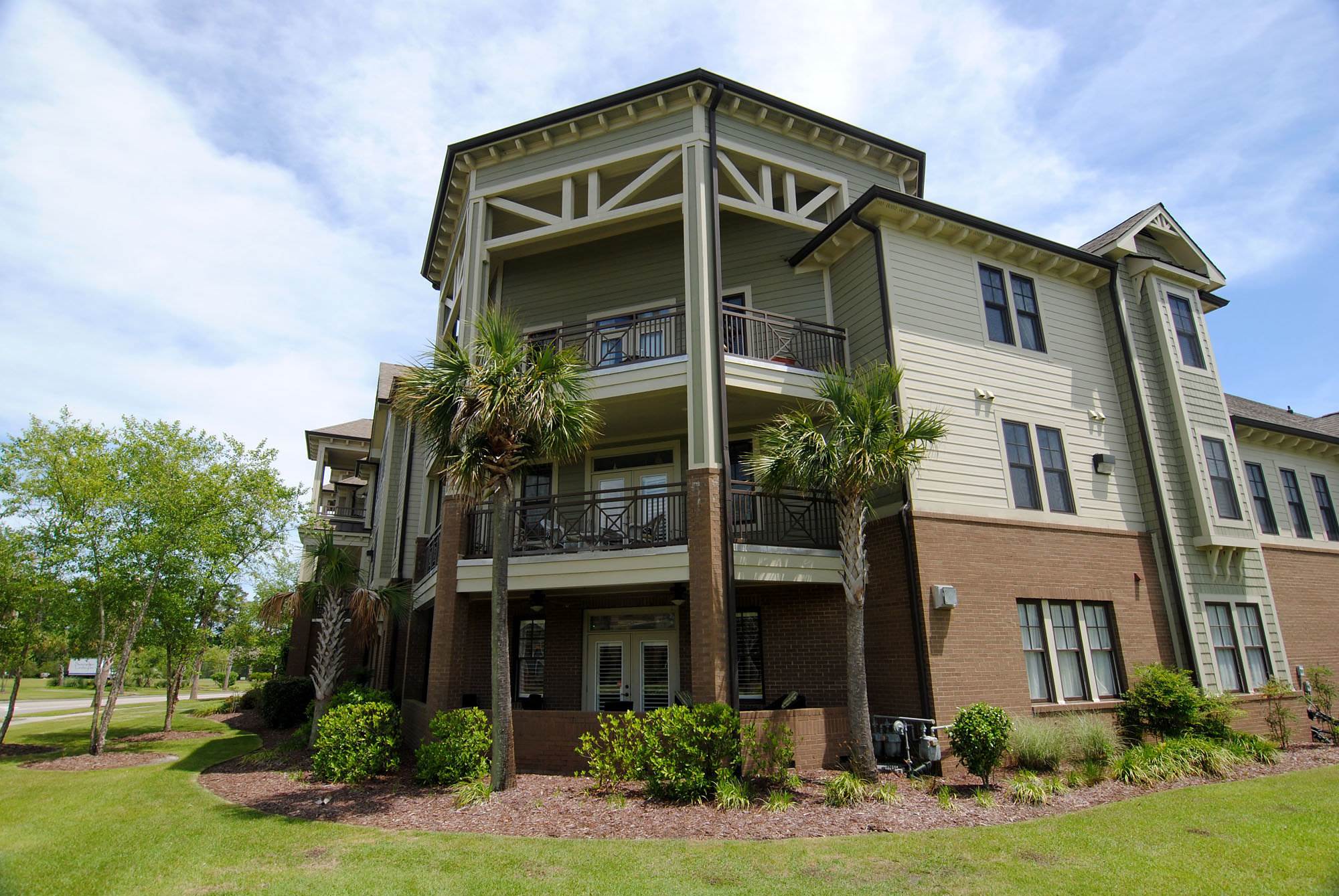 6813 Mayfaire Club Dr., Unit 102, Wilmington, NC 28405