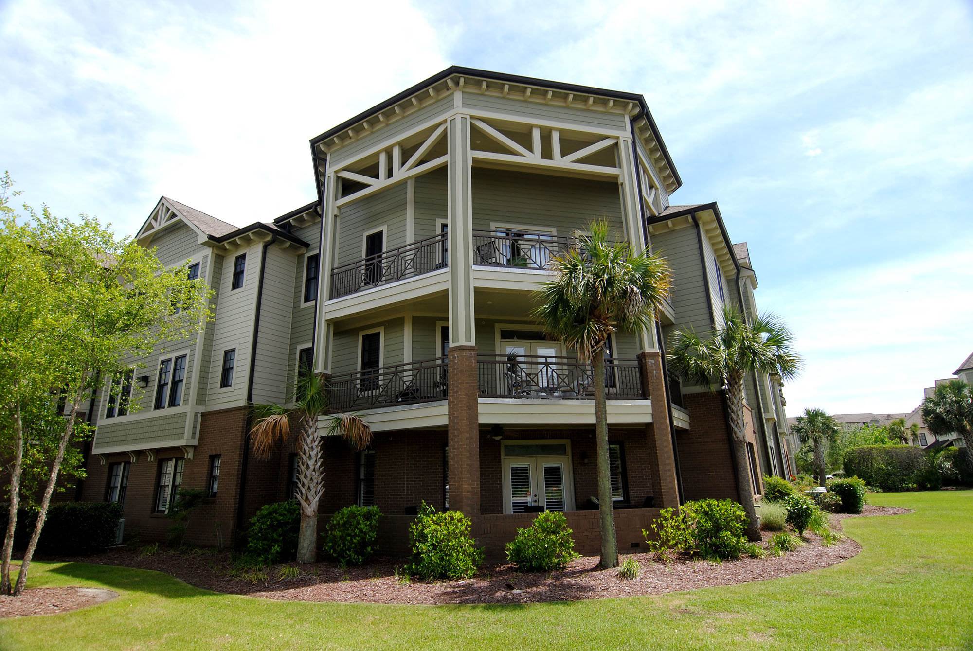 6813 Mayfaire Club Dr., Unit 102, Wilmington, NC 28405