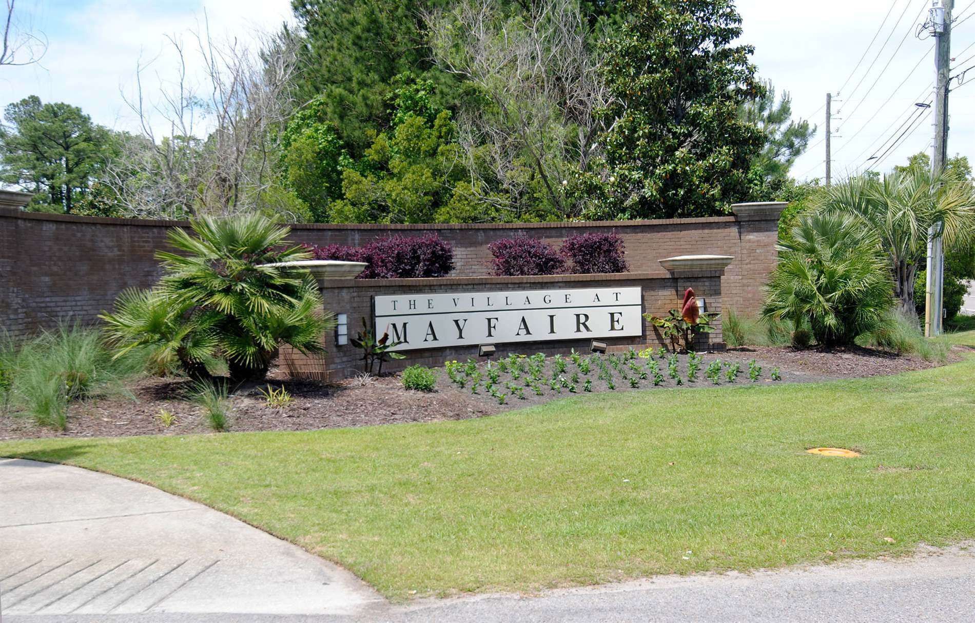 6813 Mayfaire Club Dr., Unit 102, Wilmington, NC 28405