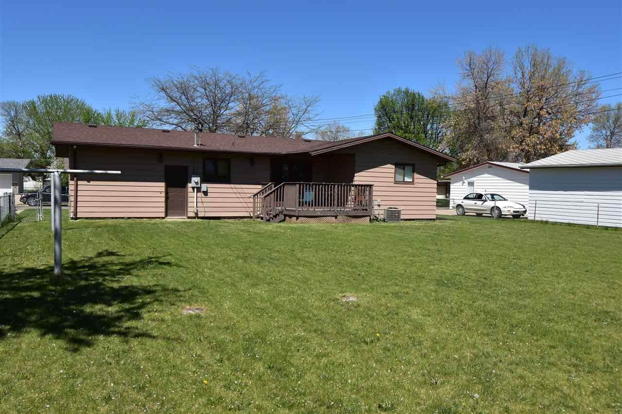 2001 SW 1st AV SW, Minot, ND 58701