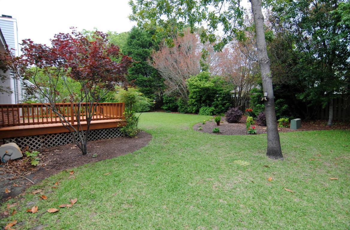 506 North Green Meadows Drive, Wilmington, NC 28405