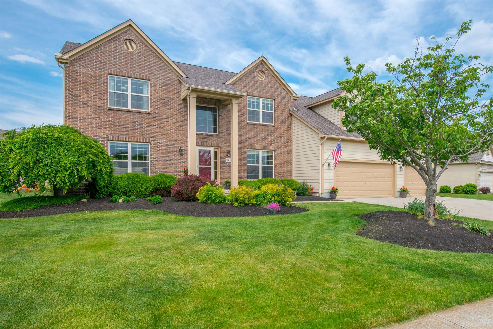 6264 Parkmeadow Ln, Hilliard, OH 43026