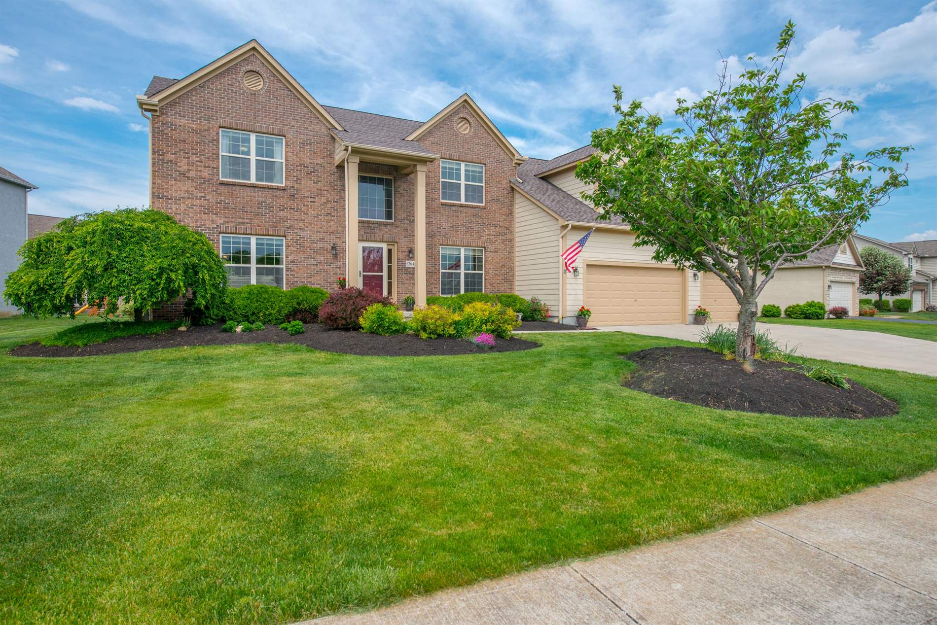 6264 Parkmeadow Ln, Hilliard, OH 43026